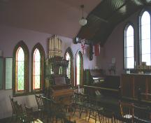 Intérieur de l'église anglicane St. Luke's, Souris, 2006; Historic Resources Branch, Manitoba Culture, Heritage, Tourism and Sport, 2006