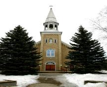 Primary elevation, looking east, of St. Joachim Roman Catholic Church, La Broquerie, 2005; Historic Resources Branch, Manitoba Culture, Heritage, Tourism and Sport, 2005