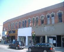 Wray's-Dufferin Block-Helliwell Block in downtown St. Catharines.; Photograph by Katie Hemsworth, 2007.