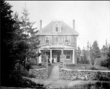 This historic image shows the residence circa 1919.; G. F. Clarke Estate, restored by Mary Bernard