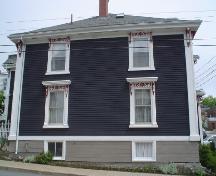 Zwicker House, Old Town Lunenburg, south façade, 2004; Heritage Division, Nova Scotia Department of Tourism, Culture and Heritage, 2004