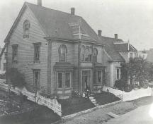 Daniel Rudolf House, Old Town Lunenburg, ca. 1880; Knickle's Studio & Gallery