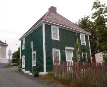 View of front and side elevations, Martin McNamara House, NL. ; Heritage Foundation of Newfoundland and Labrador, 2005.