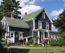 South elevation, Lincoln Meister House, New Ross, Nova Scotia, 2008.; Heritage Division, Nova Scotia Department of Tourism, Culture and Heritage, 2008