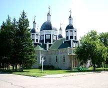 Northeast view of the Historic Ukrainian Catholic Church of the Resurrection, Dauphin, 2005; Historic Resources Branch, Manitoba Culture, Heritage, Tourism and Sport, 2005