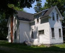 Rear elevation with profile of south elevation, Lavers House, Chester, Nova Scotia, 2007.; Heritage Division, Nova Scotia Department of Tourism, Culture and Heritage, 2007.