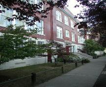 Exterior view of Lord Kitchener Elementary School; City of Vancouver, 2006