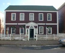 Front elevation, Adams-Ritchie House, Annapolis Royal, Nova Scotia, 2005.; Heritage Division, NS Dept. of Tourism, Culture and Heritage, 2005.