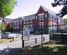 Exterior view of L'École Bilingue; City of Vancouver, 2007