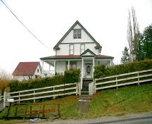 Exterior view of Kitzel House, 2007; City of Surrey, 2007