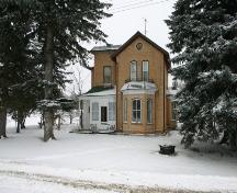 View looking north of the primary elevation of the Bryce House, Emerson 2005; Historic Resources Branch, Manitoba Culture, Heritage, Tourism and Sport, 2005