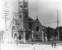St. Andrew's Presbyterian Church, Kingston, between 1898 and 1920.; Ontario Archives