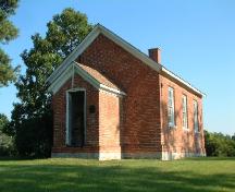Front and side of the Gypsum Mines School; County of Haldimand, 2007.