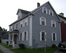 This photograph shows the contextual view of the house, 2007; Town of St. Andrews