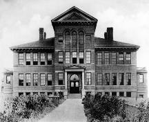Historic view of Stuart Wood School, 1907; City of Kamloops Museum and Archives #7321