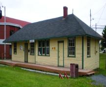 View of the front and right facades of Carbonear Railway Station Site, Carbonear, NL.; HFNL/Andrea O'Brien 2009