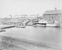 Vue du fort Garry, qui montre son apparence et son milieu environnant vers 1872.; Library and Archives Canada / Bibliothèque et Archives Canada, PA-011337, c. 1872.