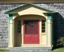 The Solomon Bowlby House, Upper Clements, NS, front entrance, 2009.; Heritage Division, NS Dept. of Tourism, Culture and Heritage, 2009