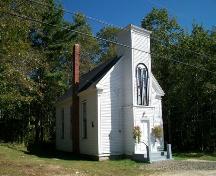Milford United Baptist Church, Milford, NS, southeast elevation, 2009.; Heritage Division, NS Dept. of Tourism, Culture and Heritage, 2009