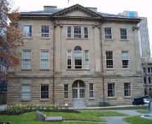 Province House, Halifax, side elevation, 2004.; Heritage Division, NS Dept. of Tourism, Culture and Heritage, 2004.