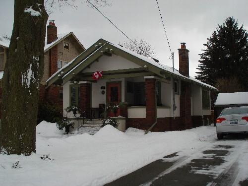 Northwest Corner, 437 Victoria Street, 2007