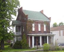 Overall view of the Munro House.; City of Thorold, 2006.