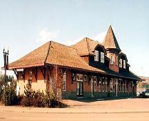 Exterior of The 1910 Calgary and Edmonton (CPR) Station Building (March 2004); Alberta Culture and Community Spirit, Historic Resources Management Branch, 2004