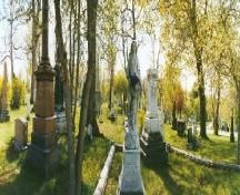 General view of the cemetery.; Parks Canada/Parcs Canada 2004.