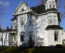 East Elevation, Byron Murphy House, Pubnico, NS, 2009.; Heritage Division, NS Dept. of Tourism, Culture & Heritage, 2009.