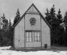 Front elevation, Cape Negro Hall, Cape Negro, N.S.; Heritage Division, NS Dept. of Tourism, Culture and Heritage, 2010
