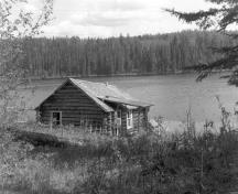 General view of the Grey Owl's Cabin, 1960.; Parks Canada Agency/Agence Parcs Canada, Photo Services, 1960.