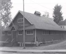 Front and side view of the building, 1984; S. Siepman, Parks-PNRO, 1989