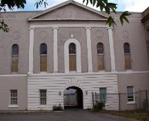Photo of main facade of Bishop's Library, St. John's, NL. ; Heritage Foundation of Newfoundland and Labrador, 2004