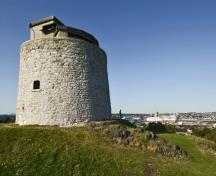 General view of Carleton Martello Tower, showing the defensive design.; Parks Canada Agency / Agence Parcs Canada.