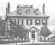 General view of Admiralty House showing as its two-storey rectangular massing, hipped roof with dormers and end chimneys.; Parks Canada Agency / Agence Parcs Canada.