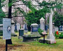General view of Mount Pleasant Cemetery, showing the large commemorative funeral monuments.; Parks Canada Agency / Agence Parcs Canada.