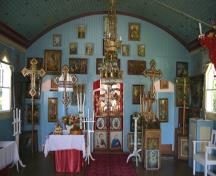 Vue de l'iconostase de la nef de l'église orthodoxe roumaine St. Elijah, Lennard, 2005; Historic Resources Branch, Manitoba Culture, Heritage & Tourism, 2005
