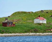General view of Georges Island, showing the evolved cultural landscape with its surviving  remnants of 18th, 19th and 20th-century military activity, 2007.; Georges Island, Geordie Lounsbury, 2007.