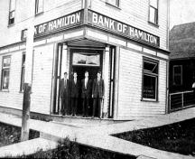 190 Hudson Ave NE - Bank of Hamilton, Salmon Arm; City of Salmon Arm, 2011 (Salmon Arm Museum 1979.123.1A)