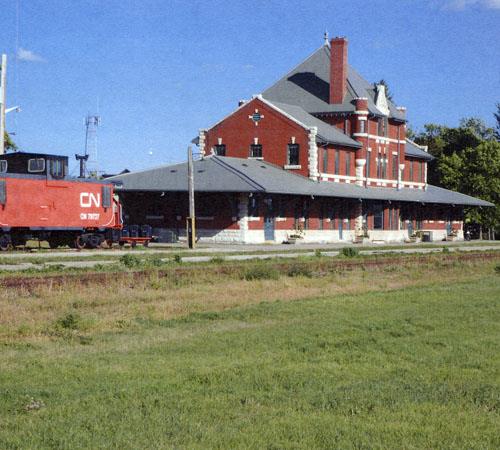 Trackside (south) and west elevation