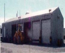 Garage HAL B10A Classified Federal Heritage Building; (Canada, North Warning System Office, 1998.)