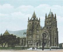 Postcard of St. James United Church, facade and side view.; ANQ-Q, n.d.