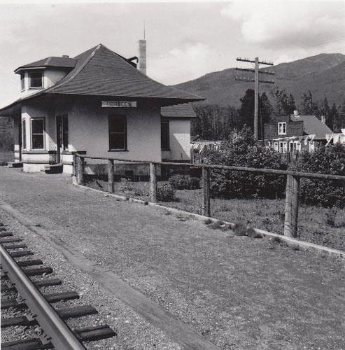 Dorreen Railway Station