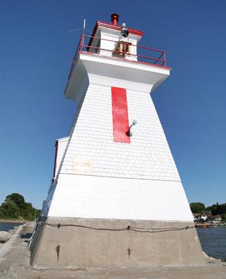 Saugeen River Front Range Lighthouse
