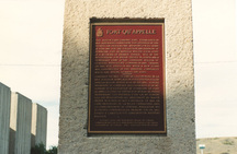 Photo of plaque commemorating Fort Qu'Appelle NHSC; Parks Canada Agency / Agence Parcs Canada, n.d.
