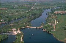 Photo aérienne des écluses du lieu historique national du Canada du Canal-Rideau.; Parks Canada Agency / Agence Parcs Canada