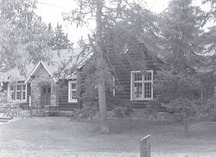 Exterior photo; (Parks Canada | Parcs Canada, WRO, 1984.)