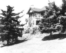 Exterior view, Clovelly, south facade ca.1920's; Woodward family, 1920s