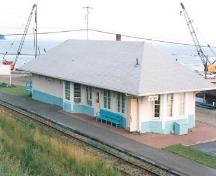 Exterior photo; (Photographie Christiane Lefebvre, 1994.)