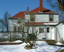 The rear elevation of Murray Manor, Yarmouth, NS, 2006.; Heritage Division, NS Dept of Tourism, Culture & Heritage, 2006